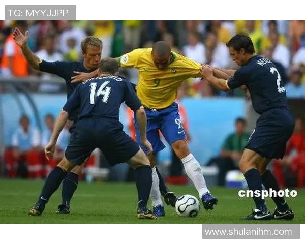 当今足坛最强巨星领衔时代巅峰之战点燃全球绿茵激情